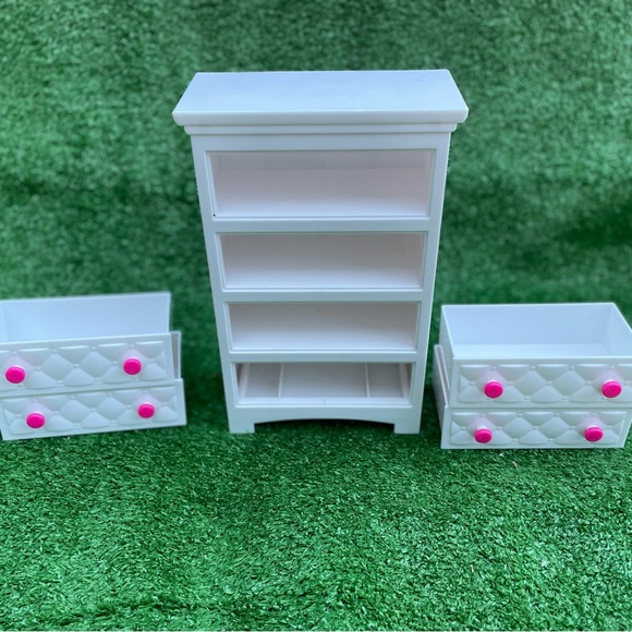 Doll Dresser - Picture 4 of 5